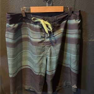 Prana Green and Black Board Shorts Quick-Dry Swimwear